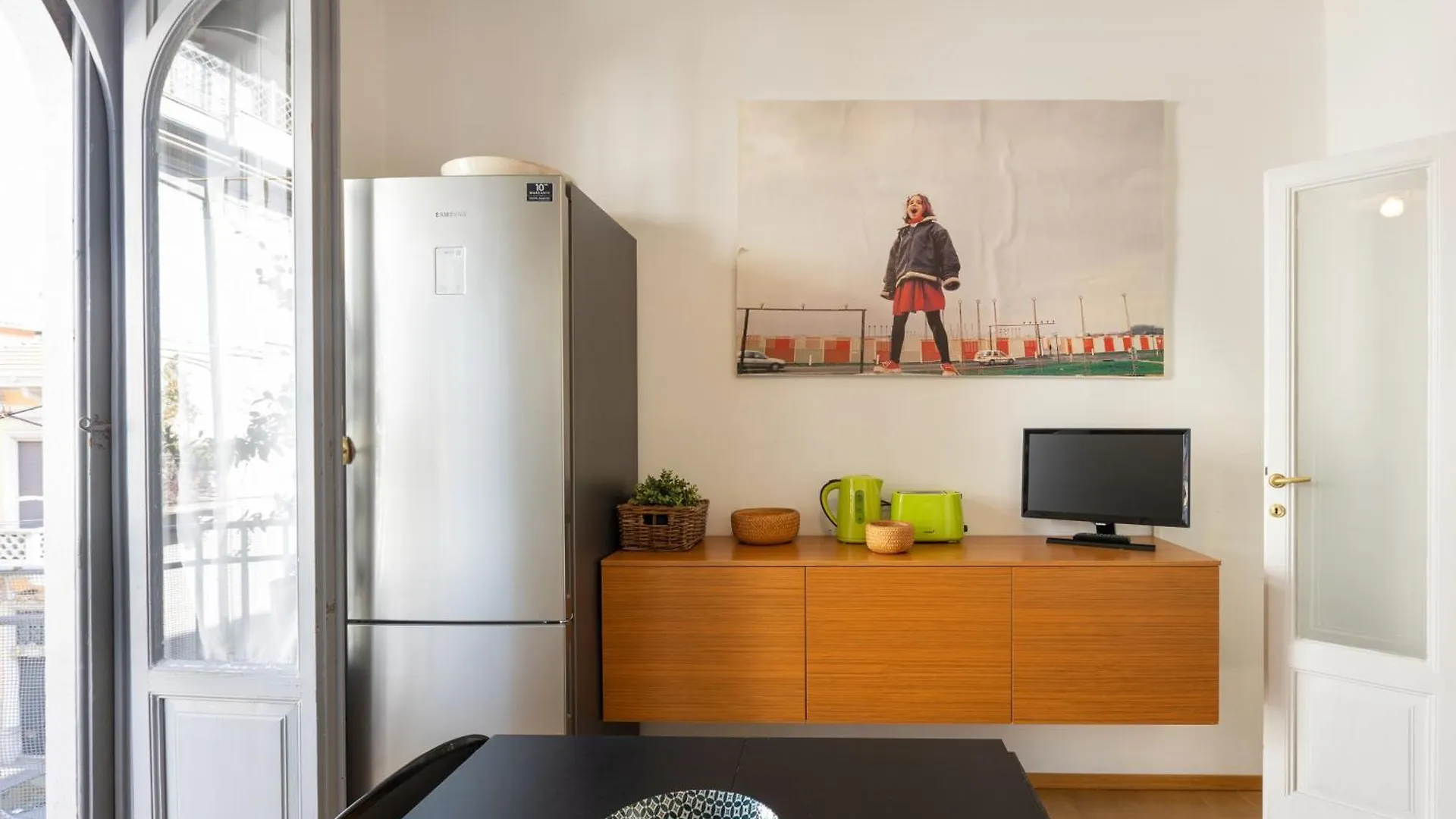 House Of An Artist In The Key Area Of Milan Apartment