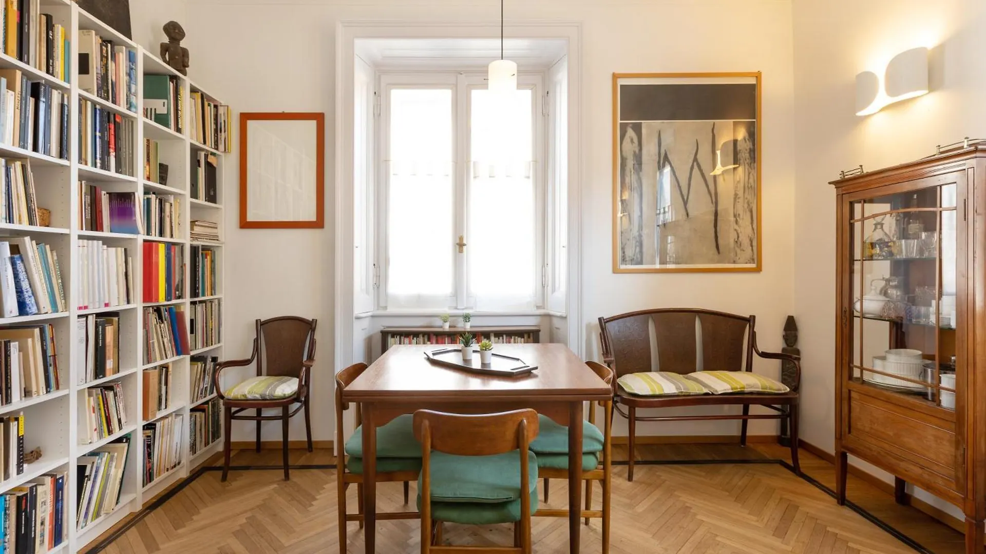 House Of An Artist In The Key Area Of Milan Apartment Italy
